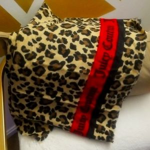 Juicy scarf lepord